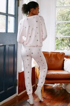 Cheap ✔️ UGG Gable Heather Stars Lounge Set PINK ✔️ -PAIGE-shop unnamed file 1006