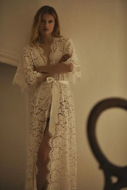 Cheap ⌛ Homebodii Saskia Long Lace Robe IVORY ????