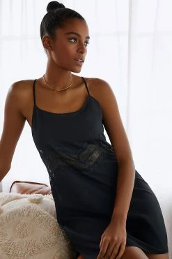 Best reviews of 🧨 Calvin Klein Lace Chemise BLACK 🎉