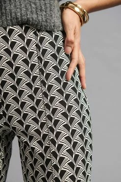 Outlet ???? Maeve The Margot Kick-Flare Cropped Pants BLACK ???? 5 Outlet ???? Maeve The Margot Kick-Flare Cropped Pants BLACK ???? -PAIGE-shop unnamed file 1212