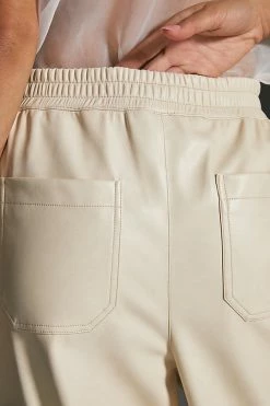 Brand new ✨ Bagatelle Avec Les Filles Faux Leather Wide-Leg Pants IVORY ⭐ -PAIGE-shop unnamed file 1413