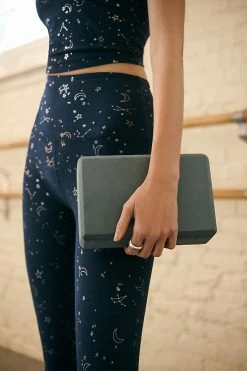 Flash Sale ???? Beyond Yoga Softshine High-Waisted Midi Leggings NAVY ???? -PAIGE-shop unnamed file 1532