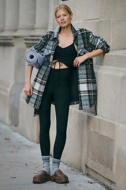 Best Sale ✔️ Beyond Yoga Spacedye Centered Midi Leggings BLACK ????