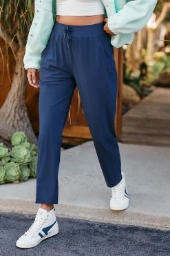 Outlet ???? Sweaty Betty Explorer Pants NAVY ???? -PAIGE-shop unnamed file 1956