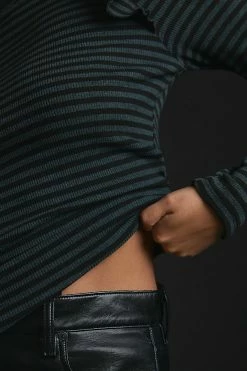 Best Sale ???? T.La Ruffled Turtleneck Top GREEN MOTIF ???? 3 Best Sale ???? T.La Ruffled Turtleneck Top GREEN MOTIF ???? -PAIGE-shop unnamed file 2172