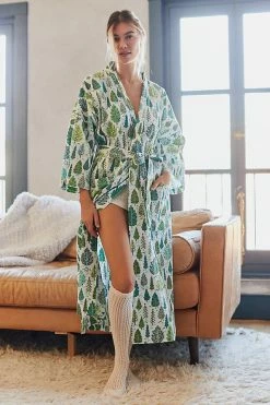 Budget ???? Printfresh Long-Sleeve Trees Robe WHITE ✨ -PAIGE-shop unnamed file 549