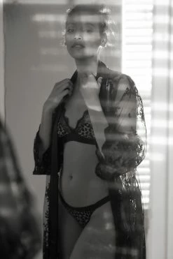 Top 10 ???? Rya Collection Long-Sleeve Lace Short Robe BLACK ???? -PAIGE-shop unnamed file 766