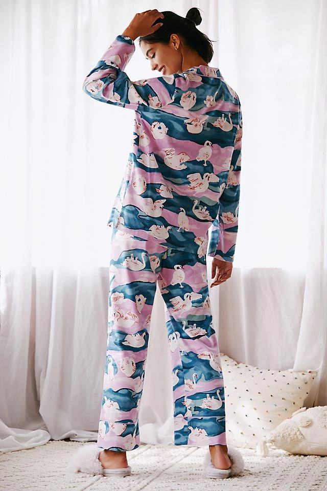 Olivia Wendel for Anthropologie Swan Flannel Sleep Pants Best deal ???? By Anthropologie Olivia Wendel For Anthropologie Swan Flannel Sleep Pants LILAC ???? -PAIGE-shop unnamed file 842