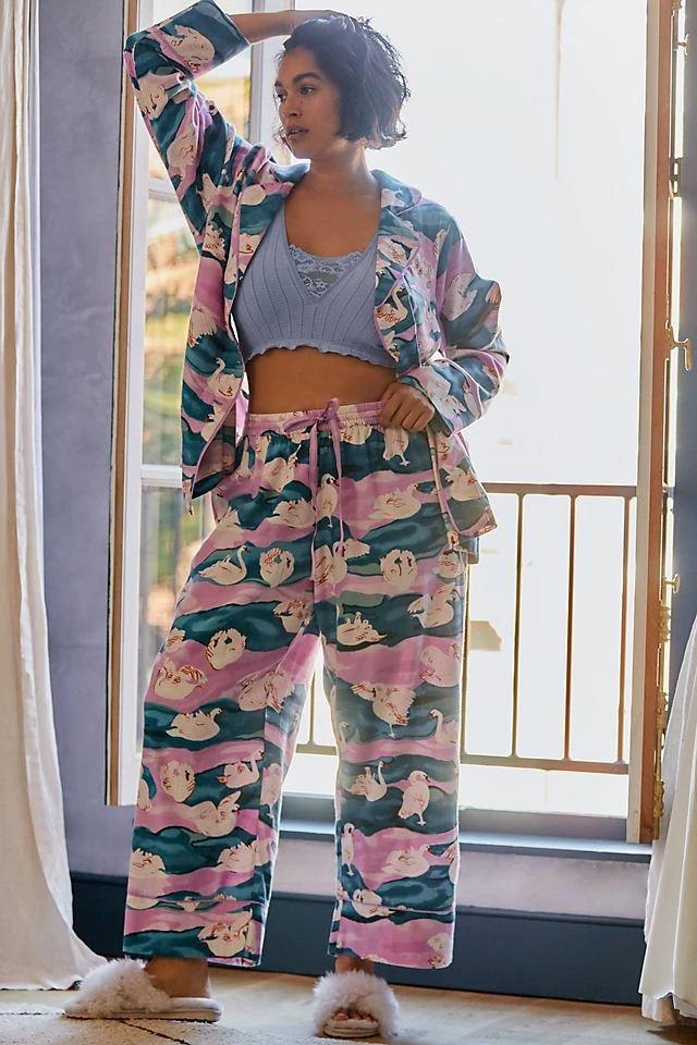 Olivia Wendel for Anthropologie Swan Flannel Sleep Pants Best deal ???? By Anthropologie Olivia Wendel For Anthropologie Swan Flannel Sleep Pants LILAC ???? -PAIGE-shop unnamed file 843
