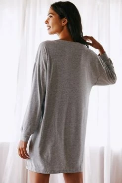 Deals 🛒 Beyond Yoga Long-Sleeve Henley SILVER ✨ -PAIGE-shop unnamed file 968